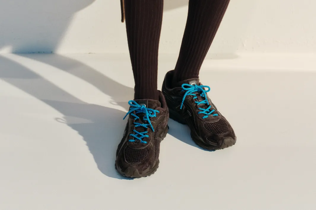 New Balance 204L BLACK COFFEE LOOK.04 2
