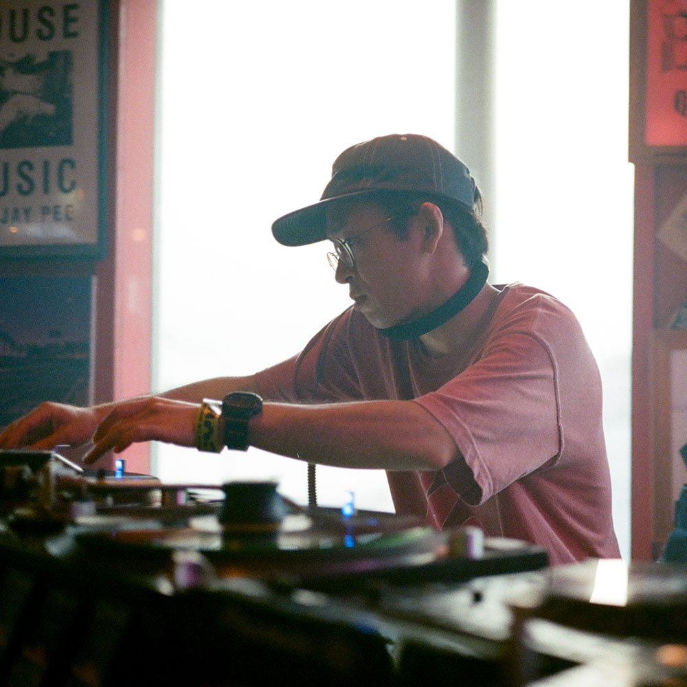 DNG (CYK / Lighthouse Records) 